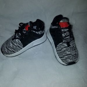 Adidas size 5 boy toddler shoe